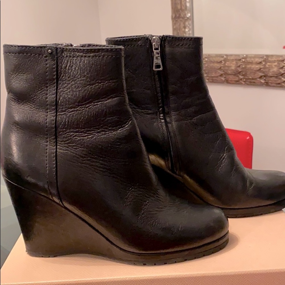 Prada Leather ankle booties